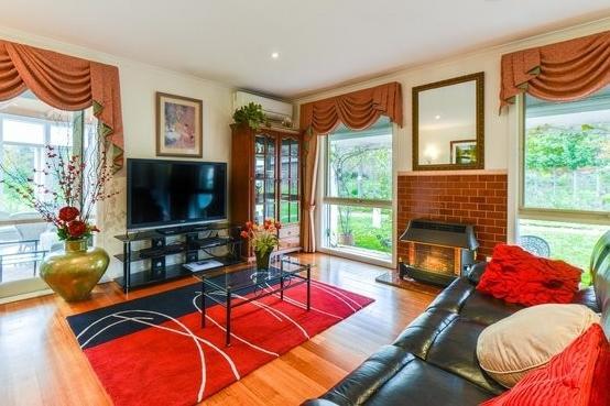 Lakeside Cottage Luxury B&B Mount Dandenong Exterior photo